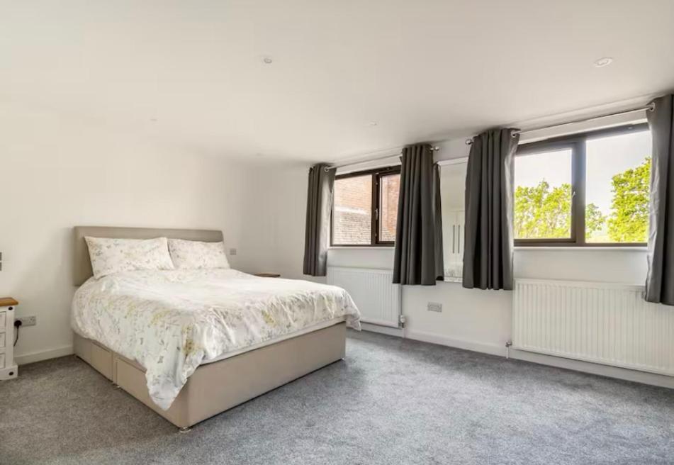1 Bedroom Self Contained Separate Annexe In Exeter Ide Exteriér fotografie